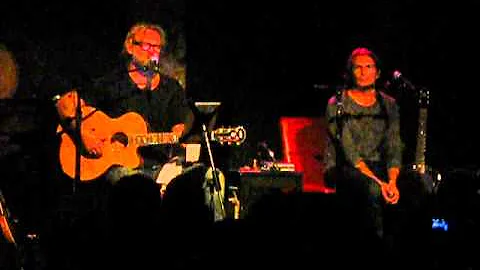 Anders Osborne(w/ Clarence Bucaro) - Call On Me - ...