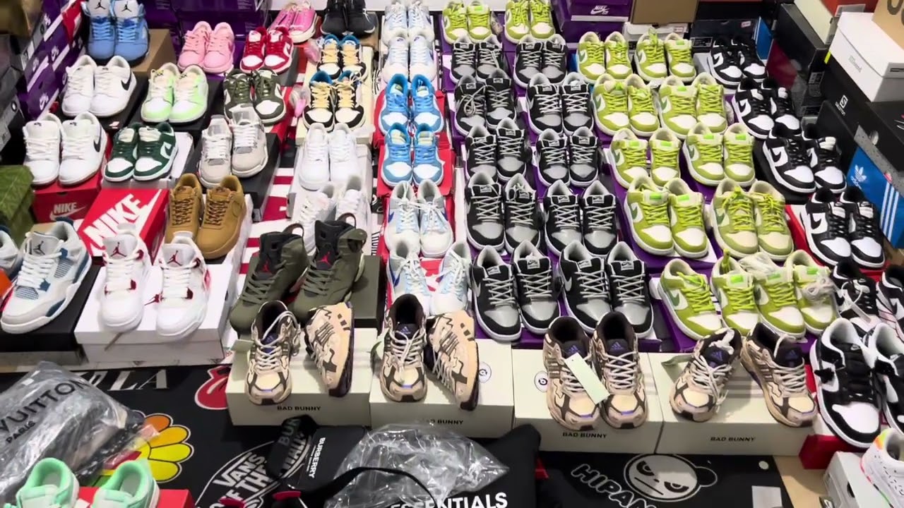 Commercio all'ingrosso scarpe, scarpe da ginnastica, lusso