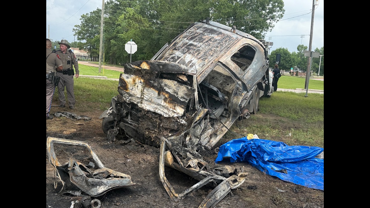 061926 i69 FATAL VEHICLE CRASH AND FIRE - YouTube