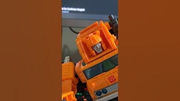 Transformers short - grapple stopmotion #hasbro #short #stopmotion #transformers #grapple