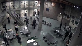 16 Inmates Charged After Fight At Chicago Jail