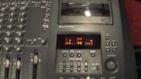 TASCAM PORTASTUDIO 424 MKII