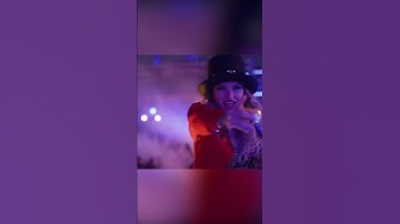 Thumbnail of Red Bird🍅 Rave (wuewuewuewue song)