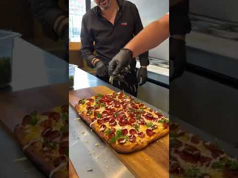 NYC Pizza with Hakki Akdeniz