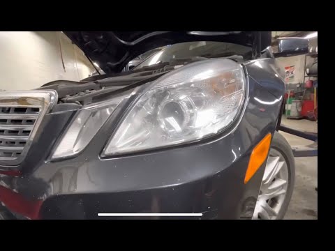 2013 MERCEDES E350 HEADLAMP BULB REPLACEMENT (H7 BULB)