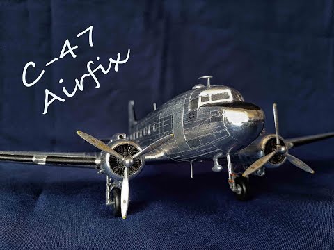 Video: Airfix Suņu Iznīcinātājs