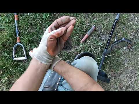 How to detect trashy spots to find more coins and jewelry.