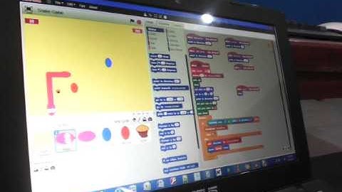 teencoders #Codestudio8 JS2 students builds a computer game