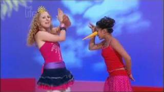 Charli bird pecking (2003)