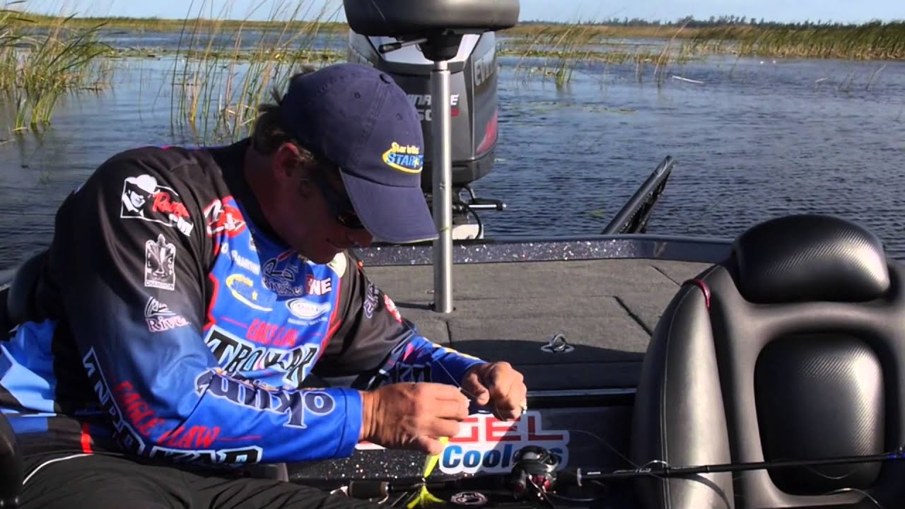 Bass Fishing How to tie a Loop Knot with Scott Martin YouTube