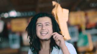 Video thumbnail of "Maxi Vargas - Gimme Likkle Smile (Video Oficial)"