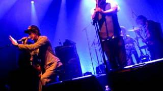 Broken Social Scene - SHAMPOO SUICIDE (live)