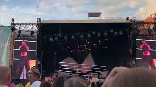SANNI - Me ei olla enää me live Suomipop Festivaali 2023 Jyväskylä