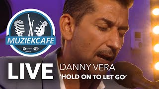 Danny Vera - 'Hold On To Let Go' Live Bij Muziekcafé