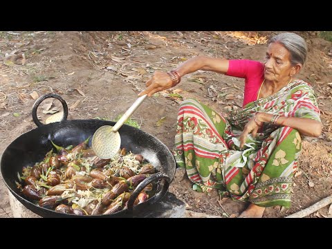 నోరూరించే గుత్తి వంకాయ కర్రీ || Gutti Vankaya Curry || Brinjal curry | Myna Street Food