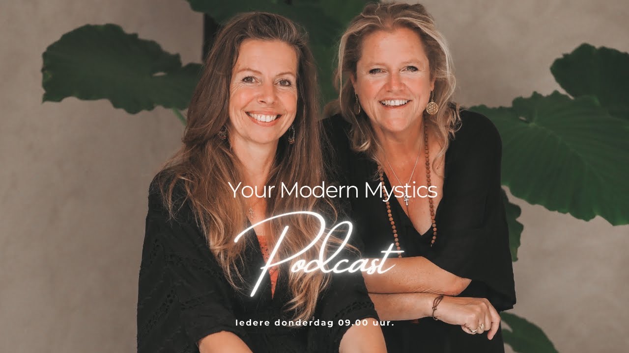 Kunnen wij jou jouw zielsmissie vertellen?
We krijgen die vraag vaker. En als je er goed over nadenkt is het een best aparte vraag. Dat je iemand anders nodig hebt om erachter te komen wat jouw zielsmissie is.
In deze podcast gaan we in op de vraag wat een zielsmissie eigenlijk is. En of die er misschien heel anders uitziet dan je denkt. Want wat als de zielsmissie niet &eacute;&eacute;n groot ding is dat je moet vinden, maar gewoon het beleven van dit aardse leven, in zijn perfecte imperfectie?
We praten over het verschil tussen persoonlijke passie en zielspassie, over hoe systemen als human design en horoscopen je juist kunnen vastzetten, over Dharma, en over waarom je innerlijk kompas het enige is wat je echt nodig hebt.

Liefs Bonnie & Irina

En vergeet maandagavond 20 april niet. Een online avond in contact met je hogere Zelf en je eigen wijsheid. Op donatie basis. 
https://bonniebessem.com/agenda/