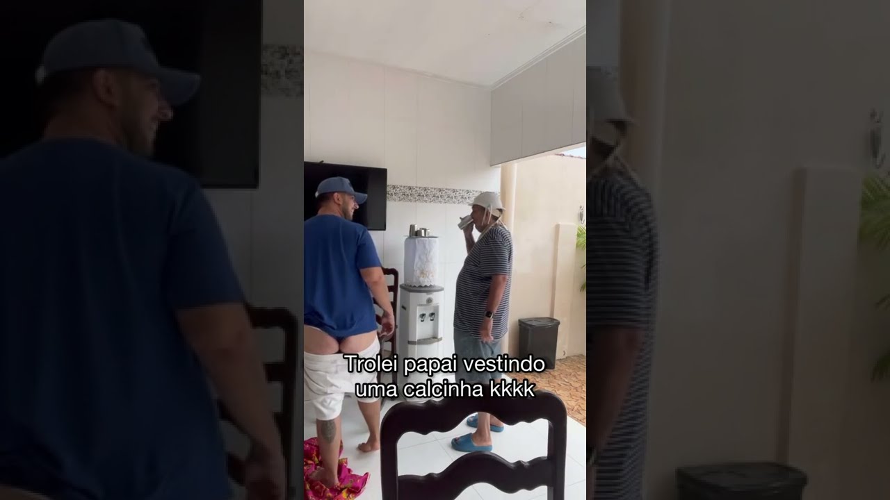 Trolagem, Nico veste uma calcinha e Boinha pega ar.