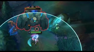 Ahri Almost Loses Blue Buff...