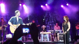 Reba and Blake Shelton 2011 023.MP4