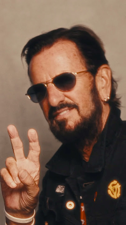 Ringo’s new country album LOOK UP, produced by T Bone Burnett, is out 1/10. Pre-order now! 😎✌️🌟☮️