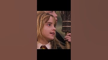 Another day of side quests & another day of getting distracted 😂 #hogwartslegacy # #gamer #shorts