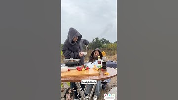 Bạn thân mời tôi đến nhà cô ấy ăn bữa cơm tân gia nhưng nó lạ lắm #shorts #short #funny #giaitri