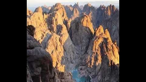 سورة طه - إِنَّنِي أَنَا اللَّهُ لَا إِلَٰهَ إِلَّا أَنَا فَاعْبُدْنِي وَأَقِمِ الصَّلَاةَ لِذِكْرِي