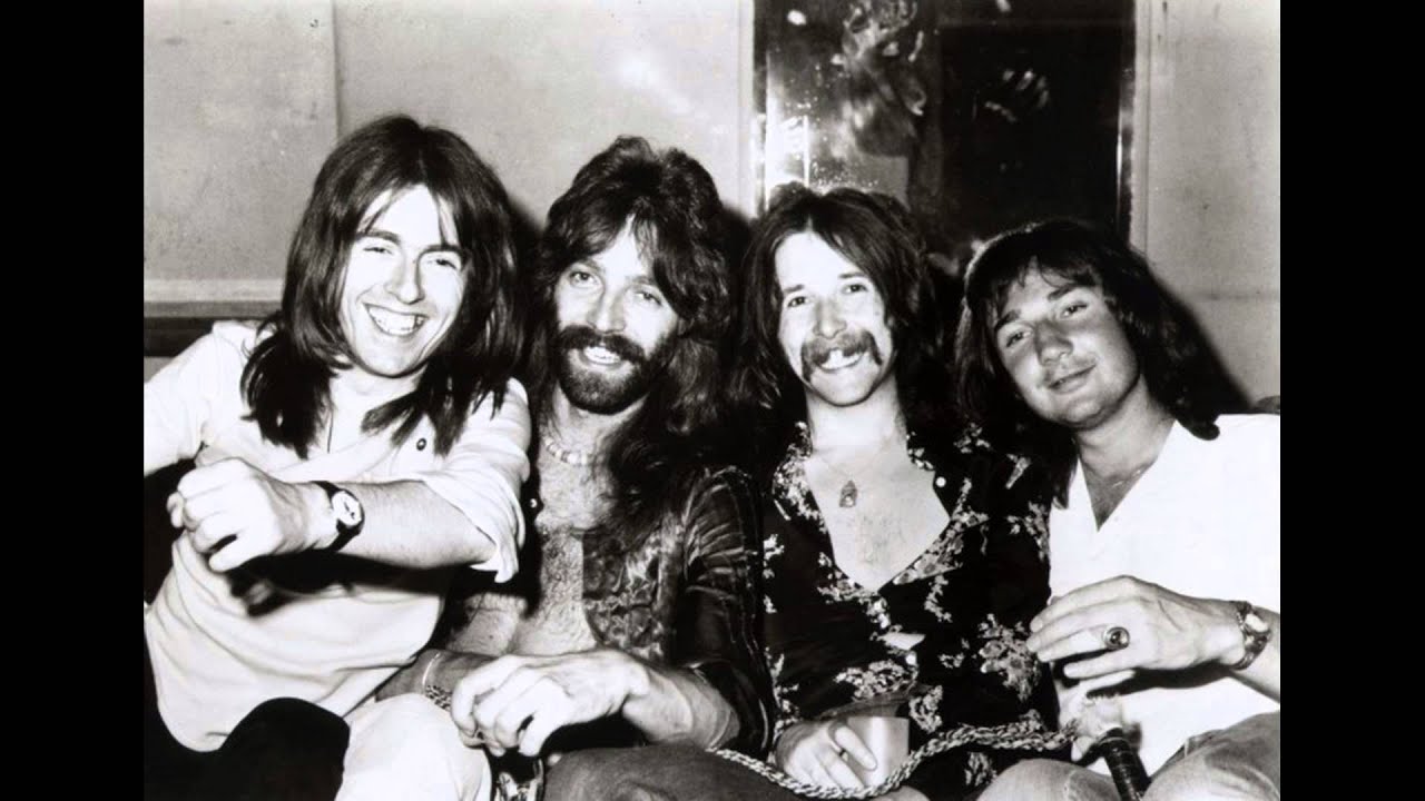 who did foghat tour with in the 70s