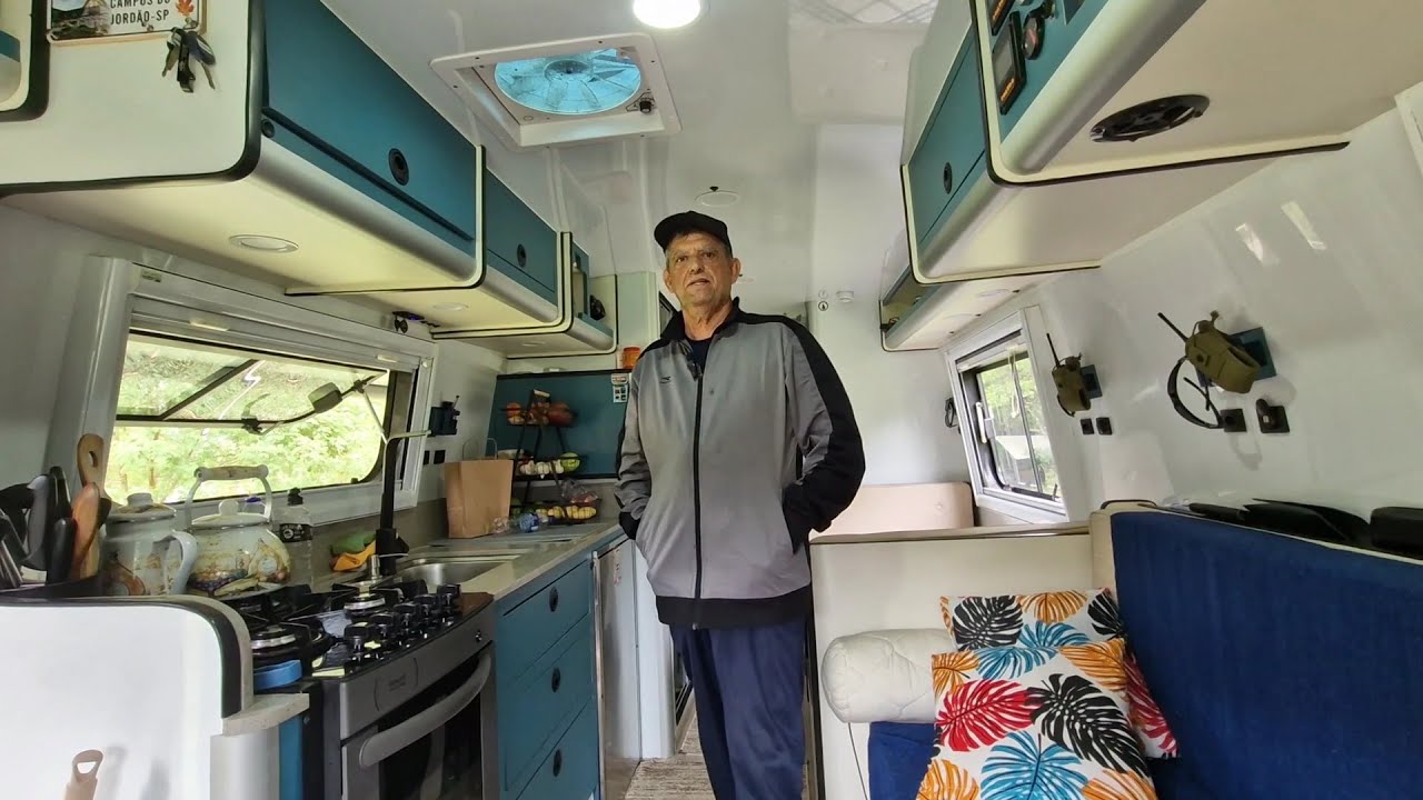 Um Volare W8 artesanal incrível - Família Catarina