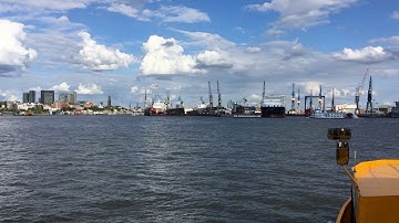 DJI Osmo Mobile 2 hyper lapse, time lapse Hamburg harbor