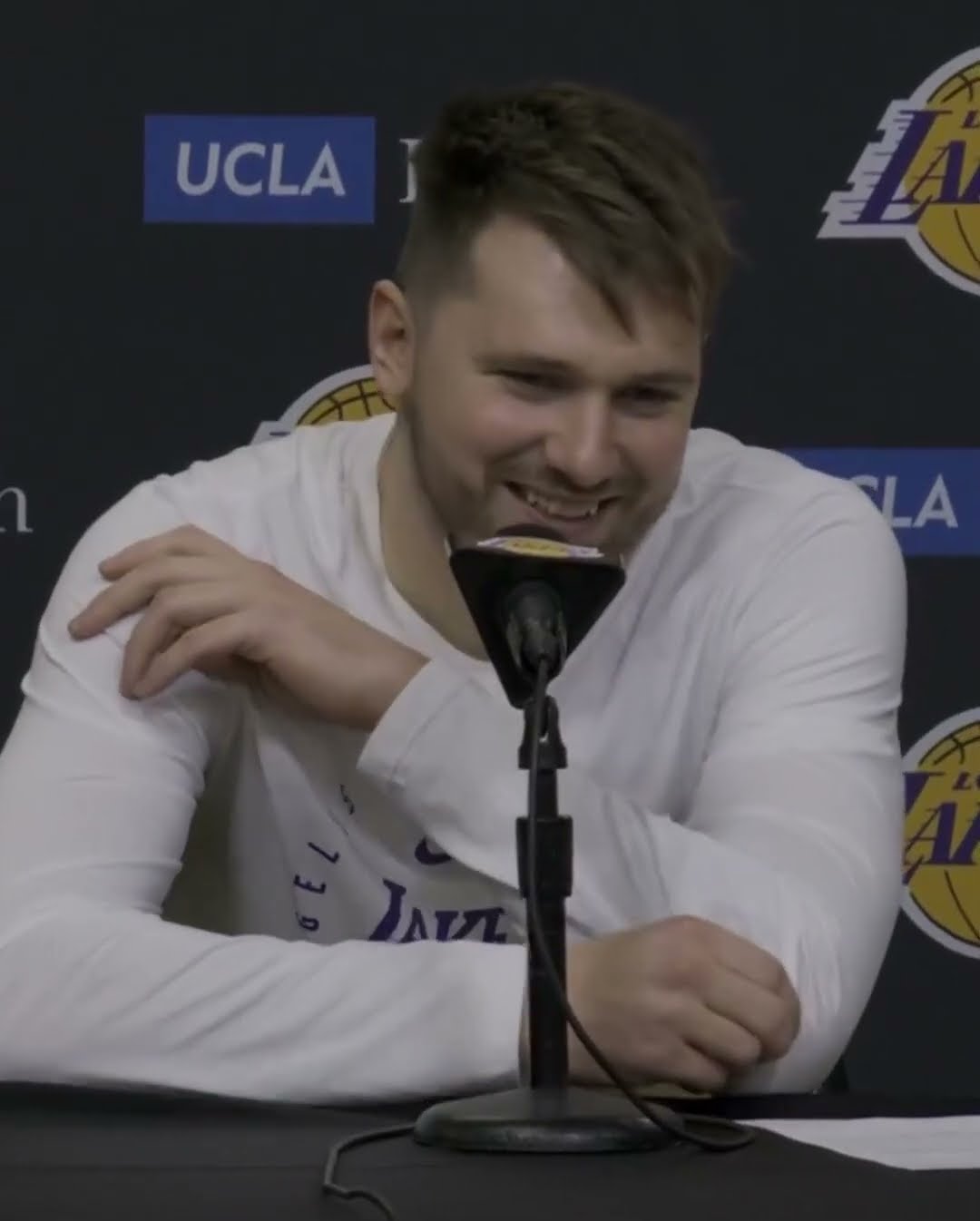 LeBron texted Luka about where he wanted to be announced during the starting lineups in his debut ?