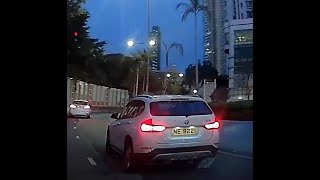 車CAM直擊 - 馬路炸彈 NE9221 唔打燈,唔望鏡,可能玩緊手機過咗線都唔知