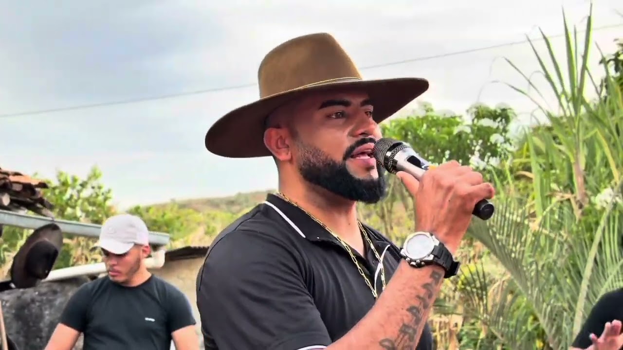 O Vaqueiro Da Pisada - Prego Na Sandália | Eu Tenho é Gratidão (Clipe Oficial) 