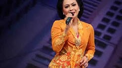 [Full Album] Best of SUNDARI SOEKOTJO  - Durasi: 54:05. 