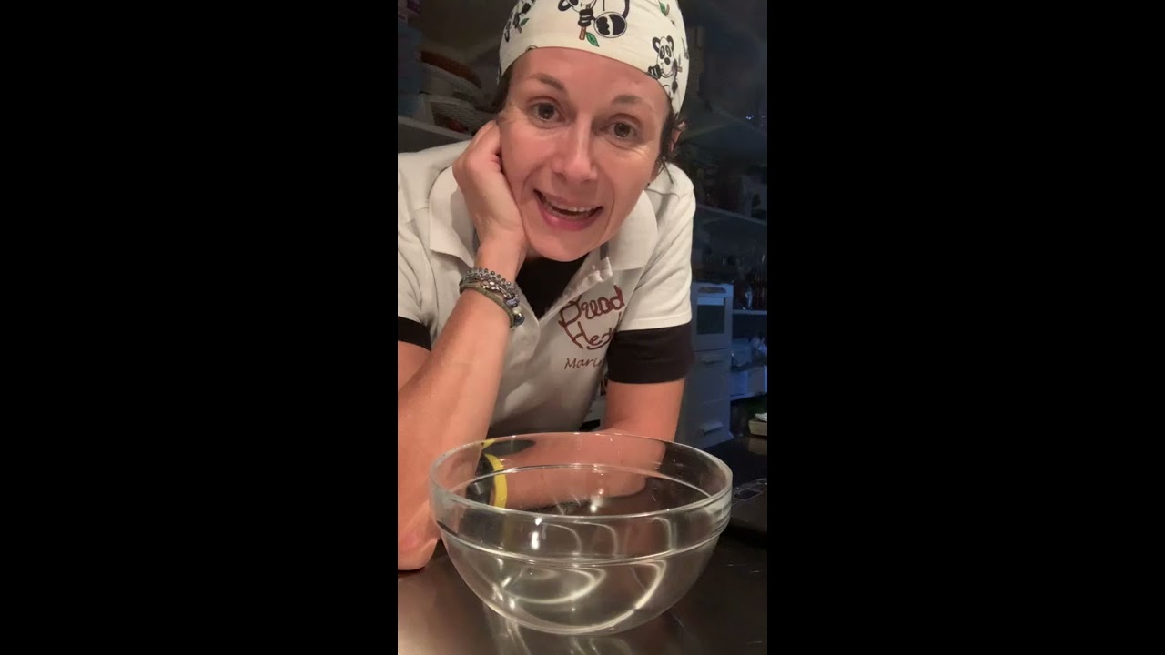 Come allenare la pasta madre per preparare un gran lievitato - parte due - la gestione Bazzoli.