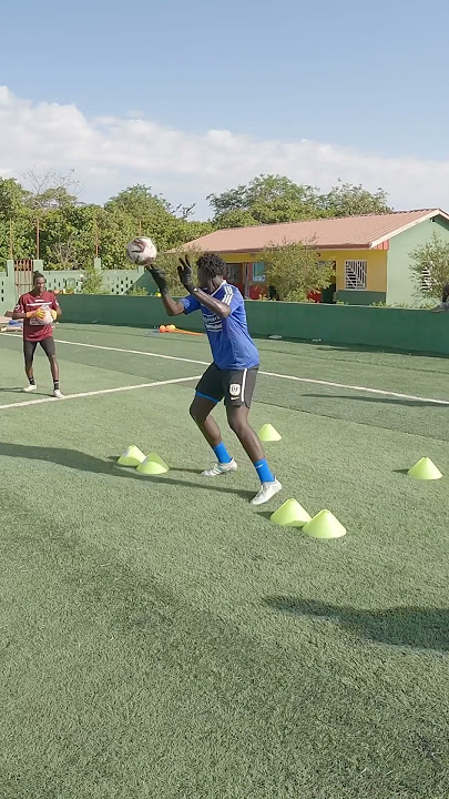 Agility GK drill… #goalkeepertraining #goalkeeper