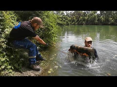 Video Qu'est-ce que ça fou là ? On fouille le fleuve avec nos aimants