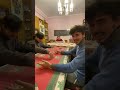 A Natale ci confondiamo ha sfidare le carte con scopa scope i fratelli #shorts #funny -Dicembre 2022