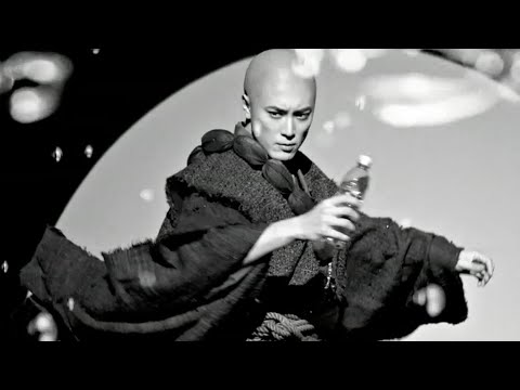 間宮祥太朗、頭髪そり上げバキバキ孤高のストロング顔/「サントリー THE STRONG 天然水スパークリング」CM