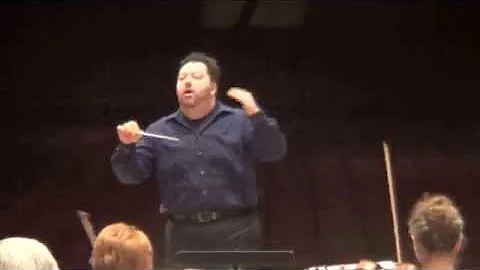 Douglas Kinney Frost rehearses Beethoven 7th Symph...