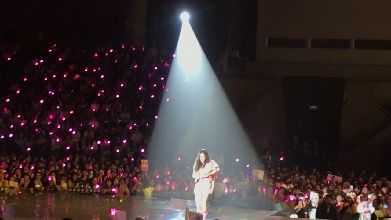 181202 Taeyeon Talk - Sent heart to fans #s_TAEYEON_CONCERTinBKK - YouTube