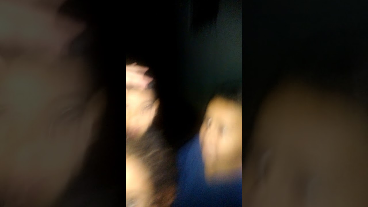 No Beco Escuro Com Meus Amigos Youtube