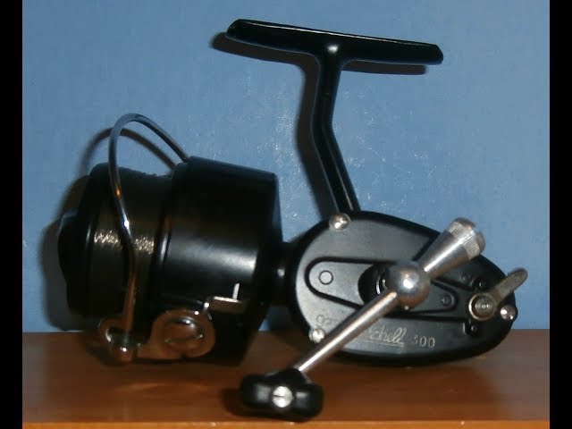 Garcia Mitchell 300 - France 1971 - Top Selling Fixed Spool Spinning Reel 