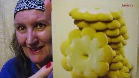 Archway Frosty Lemon Cookies - Food Reviews by Sabiene