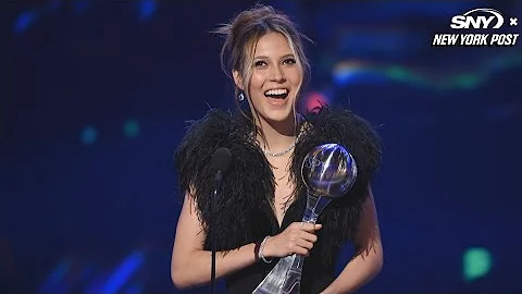 Eileen Gus ESPY award win sparks outrage | New Yor...