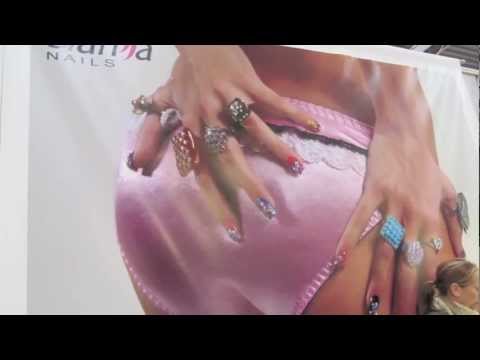 Clarissa Nails: Piume,pizzi e nailart Burlesque al...