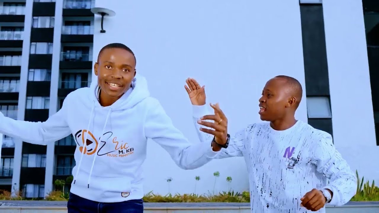 EV PETER KAY - KINGOLONDO FT ERIC MKEI