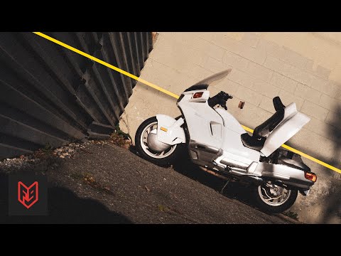 The Weird Motorcycle Designed like a Car