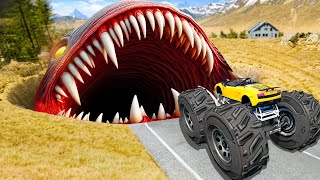 Testing GIANT CARS vs HUGE MONSTER POTHOLES in GTA 5!