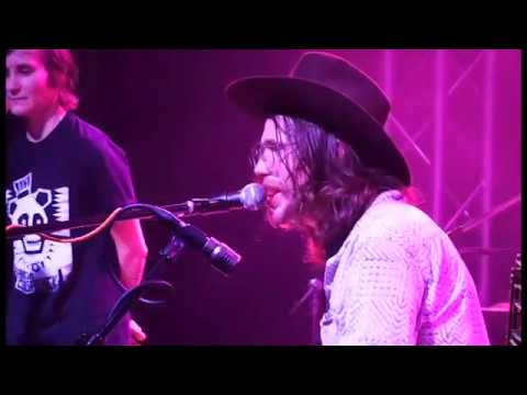 chris-poage-band-"born-lucky"